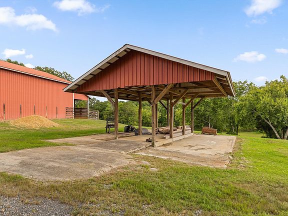 155th image of 1020 Thomas Rd