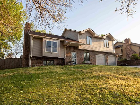 5th image of 1801 Del Oso Dr