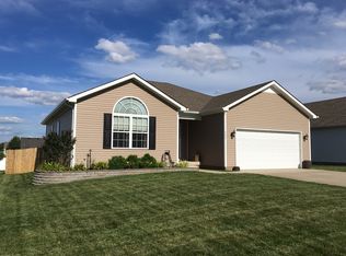 363 White Dogwood Dr, Bowling Green, KY 42101