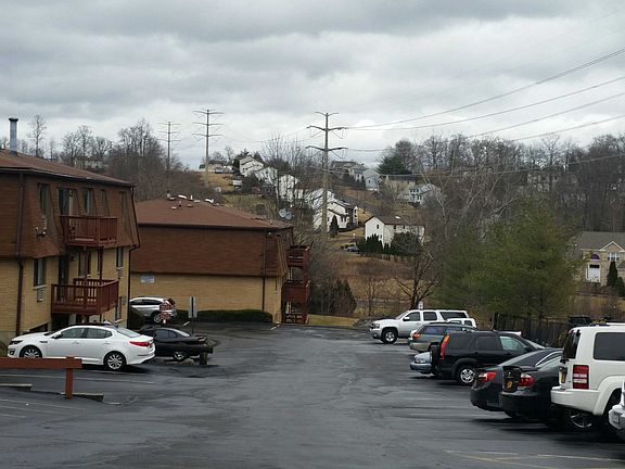 4th image of 331 Richard Ct Unit 33-A