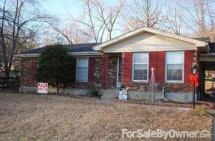 2nd image of 2609 Pikes Peak Blvd