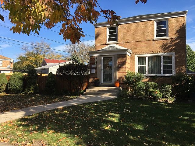 1st image of 1745 Lee St