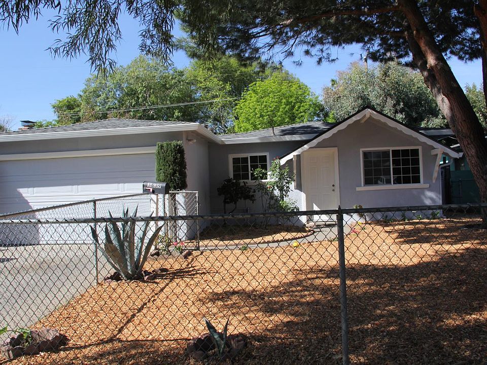 1st image of 3839 Ezie St