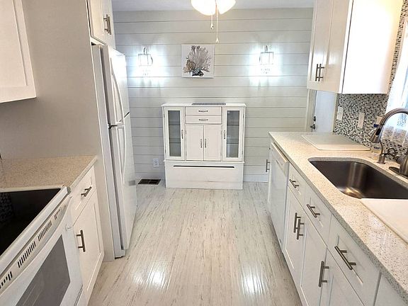 3rd image of 3223 N Lockwood Ridge Rd Lot 169