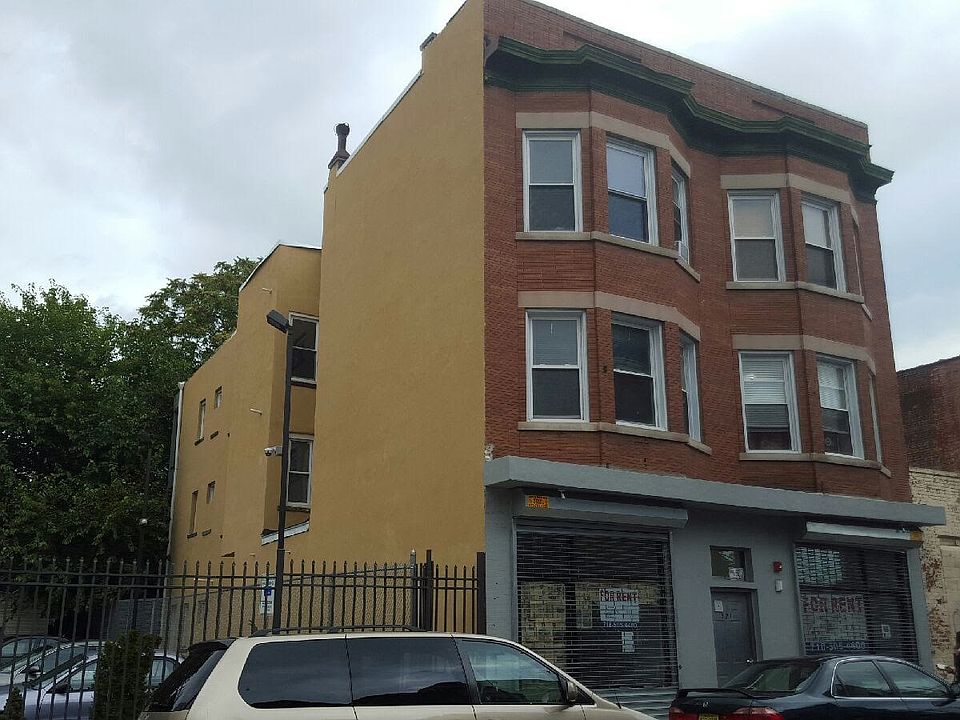 2nd image of 321 Market St