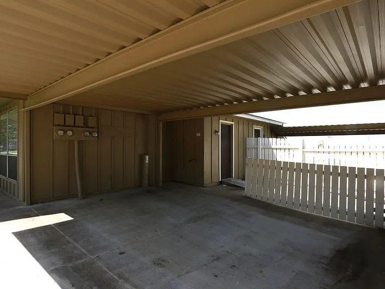 Summerstone Duplexes — Photo 31