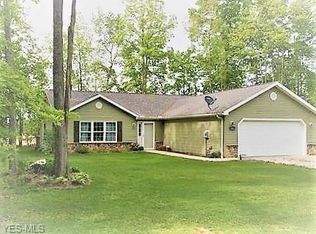 923 Long Shadow Ln, Rome, OH 44085