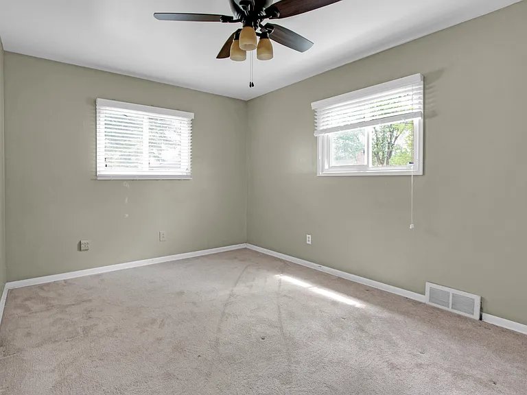 3822 Rome Ave — Photo 4