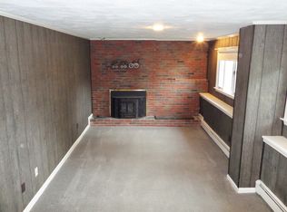 215 Vincent Rd, Dedham, MA 02026