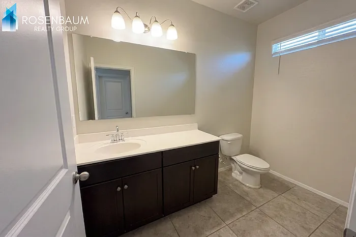 2431 S 46th St — Photo 9