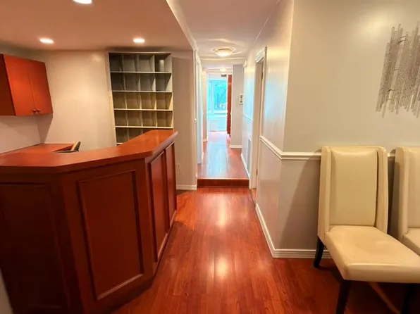 155 West 68th Street #227, New York (Manhattan), NY 10023