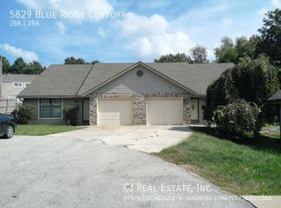 5829 Blue Ridge Dr, Saint Louis, MO 63125