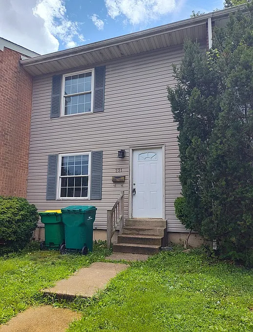 221 W Edgewater Way — Photo 1