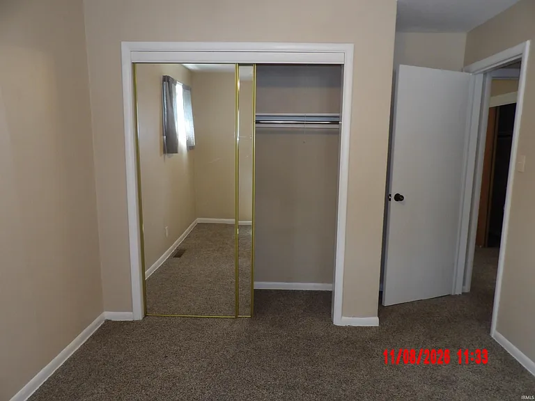 810 W Lincoln St — Photo 20