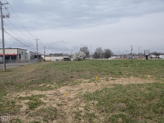 4th image of 400 E Beebe Capps Expy