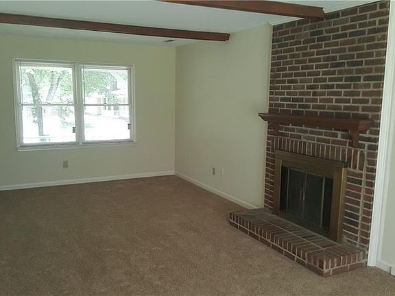 3rd image of 5315 Summerwood Dr
