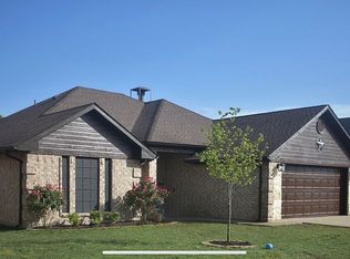 114 Stonebriar Way, Terrell, TX 75160