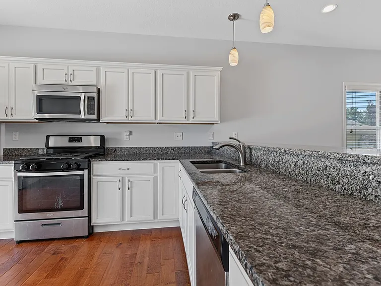 2419 Destiny Ct E — Photo 7