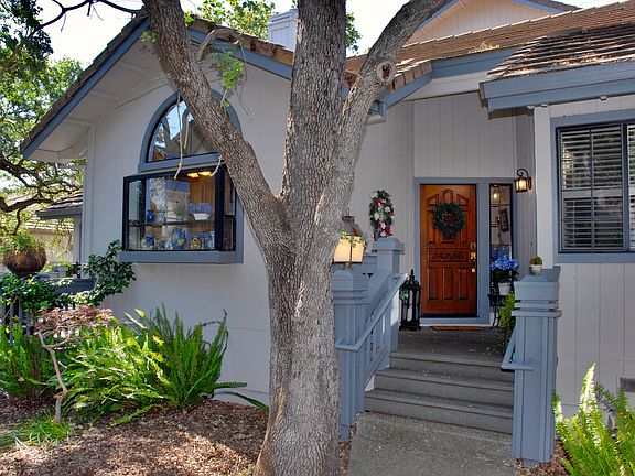 3rd image of 5980 Post Oak Cir