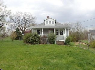 3175 7th Street Rd, New Kensington, PA 15068