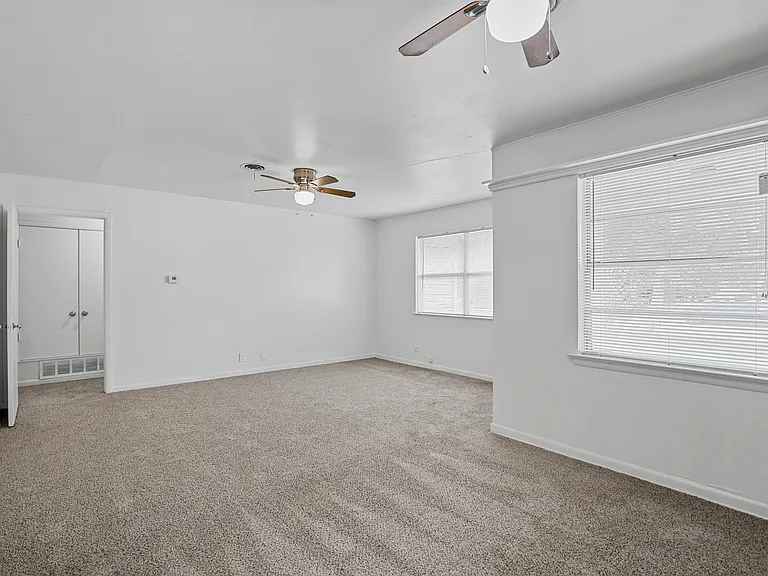 3406 Avon Dr — Photo 5