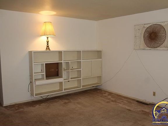 2nd image of 3120 SE Humboldt St