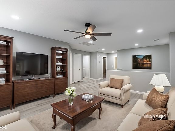 4th image of 3642 Farfalla Ct