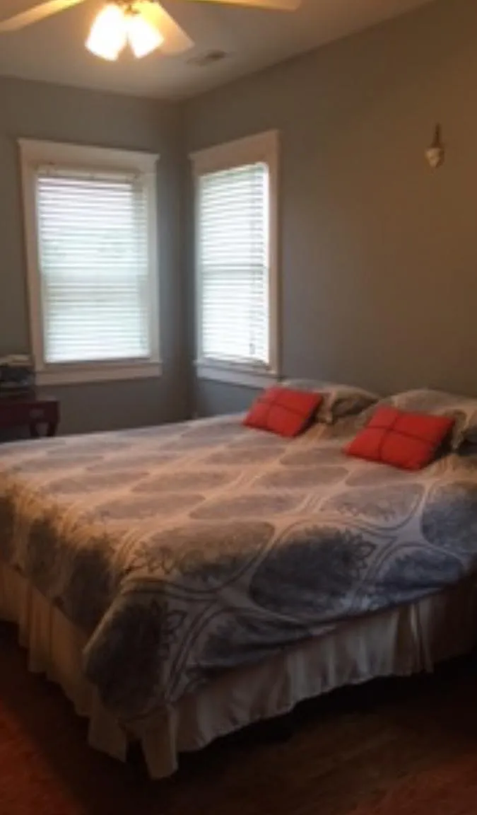 5606 Cary Glen Boulevard — Photo 3