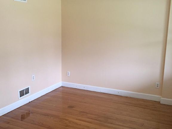 2nd image of 2558 Norman St