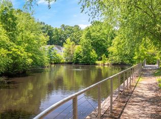 2870 Woodbridge Crossing Ct, Midlothian, VA 23112