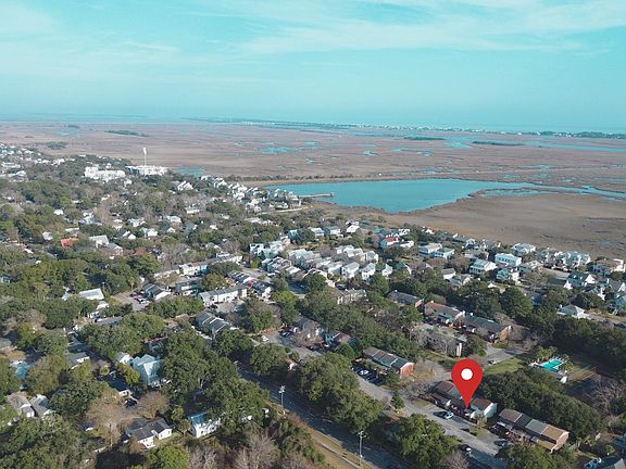 5th image of 712 Harbor Ln