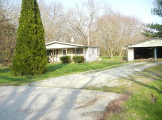 1579 Faithorn Ave, Crete, IL 60417