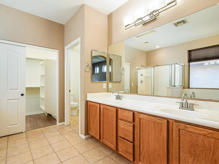 21357 N Liles Ln — Photo 35