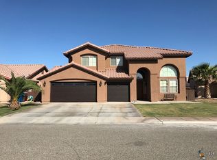2174 R Carrillo Ct, Calexico, CA 92231