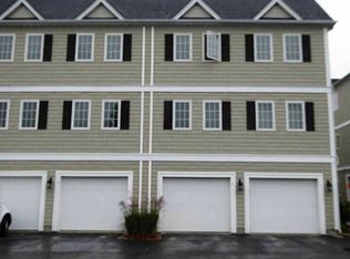 663 Metacom Ave UNIT 2, Bristol, RI 02809