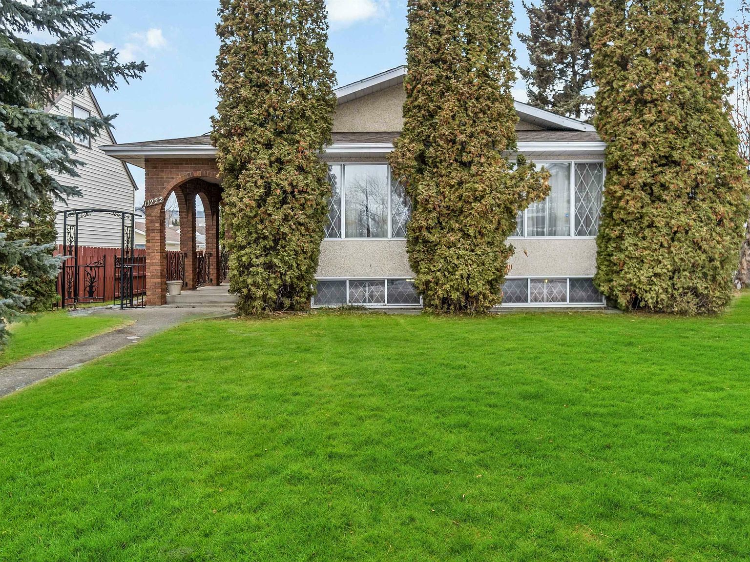 11222 102nd St NW, Edmonton, AB T5G 2E3 Zillow