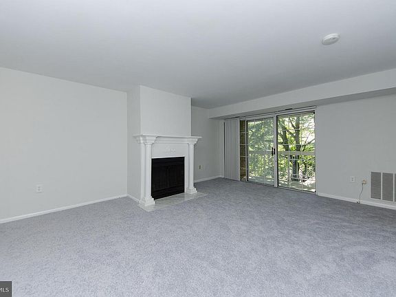 2nd image of 1904 Wilson Ln APT 202