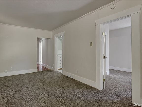 4th image of 12816 Elm Ave NW
