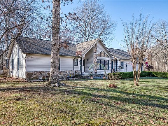 3rd image of 118 Glenwood Dr