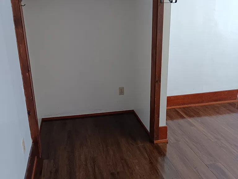 1389 Main St #5 — Photo 6