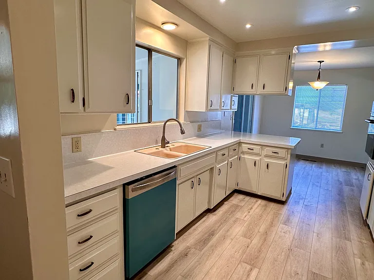 1815 Park St — Photo 12