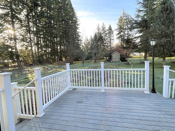 4th image of 3541 40th Ave SE