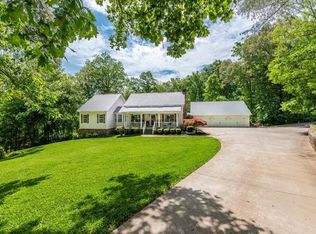 862 Bessie Ln, Ball Ground, GA 30107