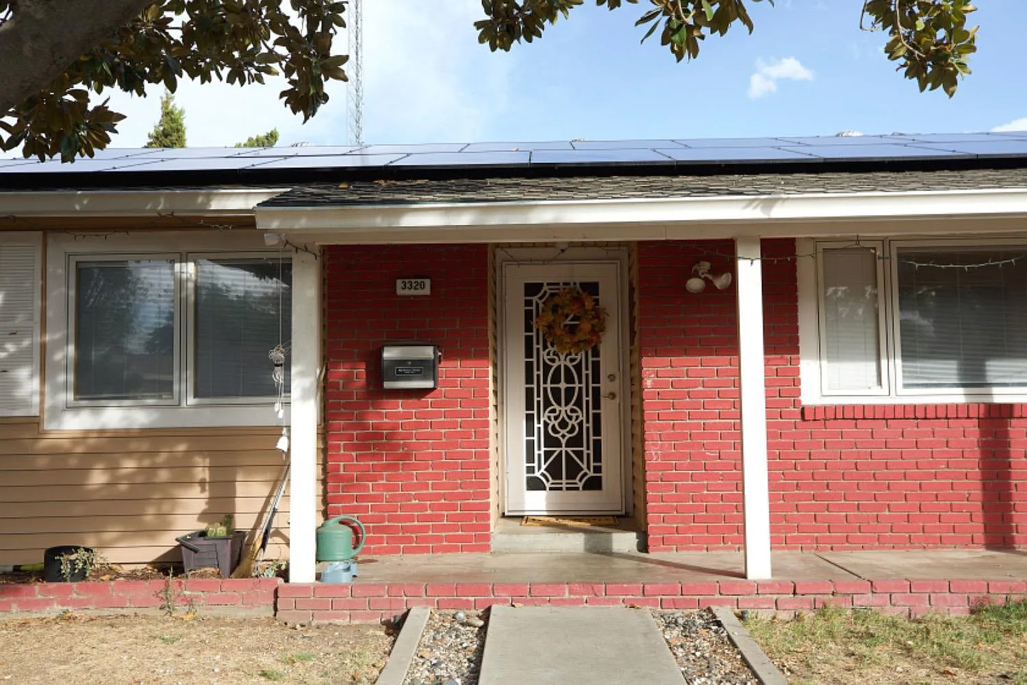 3320 Royalton Ave photo 1