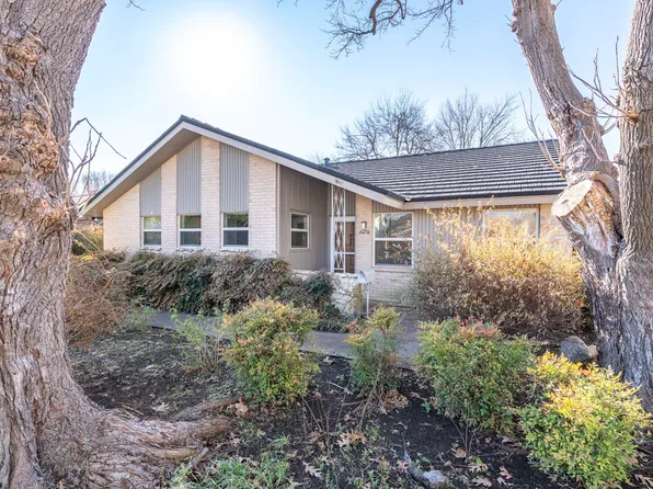 10236 Mapleridge Dr, Dallas, TX 75238