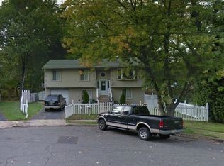 444 W 6th Ave, Roselle, NJ 07203