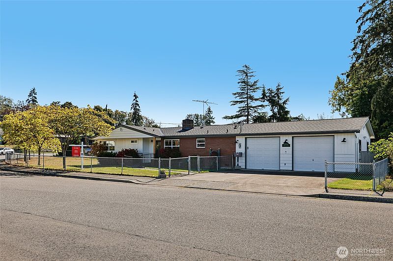 4th image of 2716 5th Street
