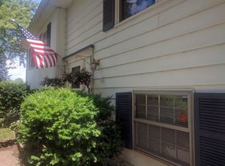 1708 Arden Ct, Champaign, IL 61821