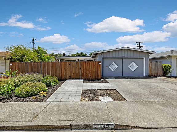 2nd image of 1249 Sereno Dr