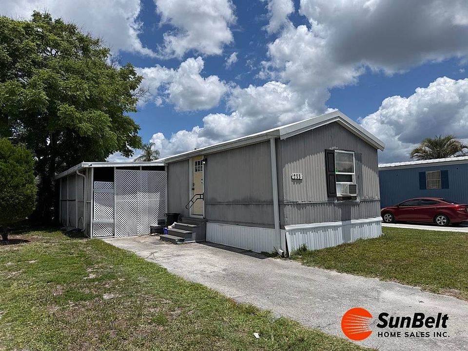 1st image of 233 Coachman Ct